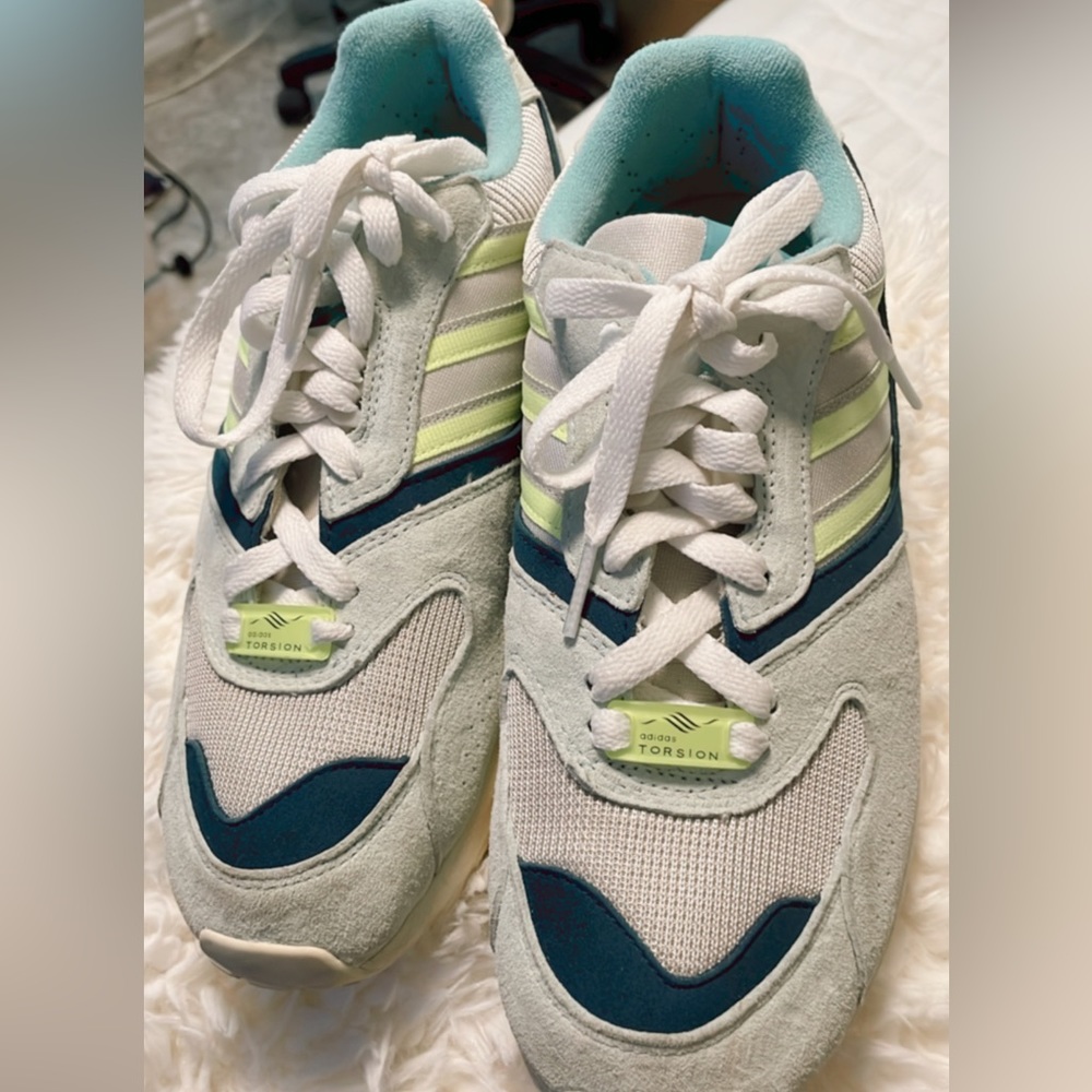 Adidas Sneaker
